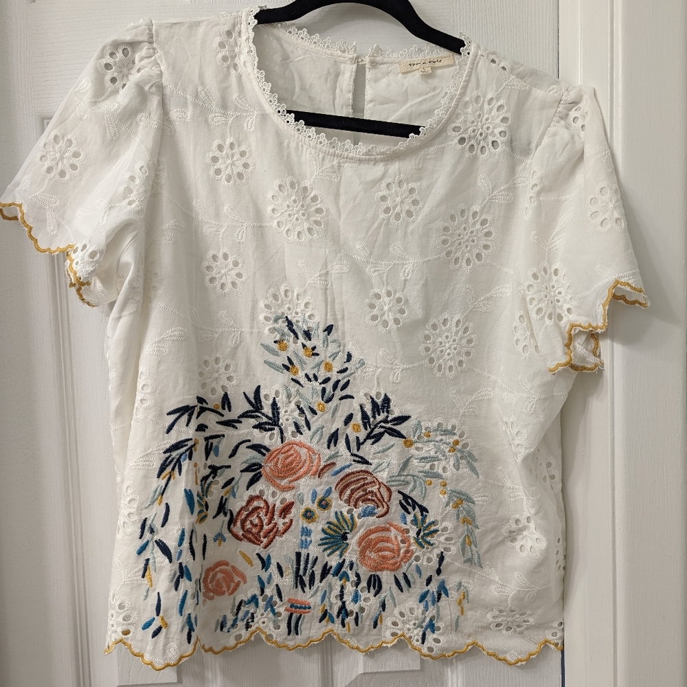 Floral eyelet